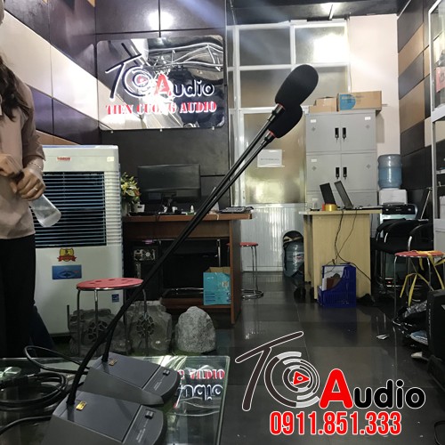 Micro đại biểu APU 8520B chất lượng không hú rít